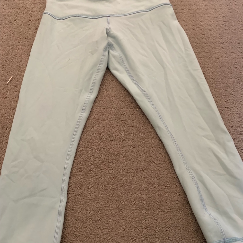 Lululemon wonder under leggings. Reversable
